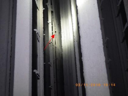 Close clearance between bent CP and DE system