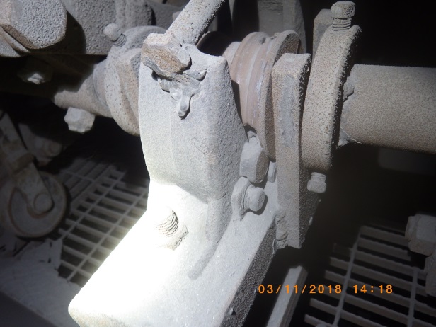 Worn-out CP bearing and shaft sleeve