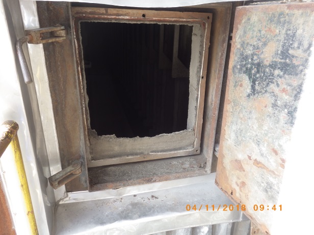 Dust accumulation around manhole area